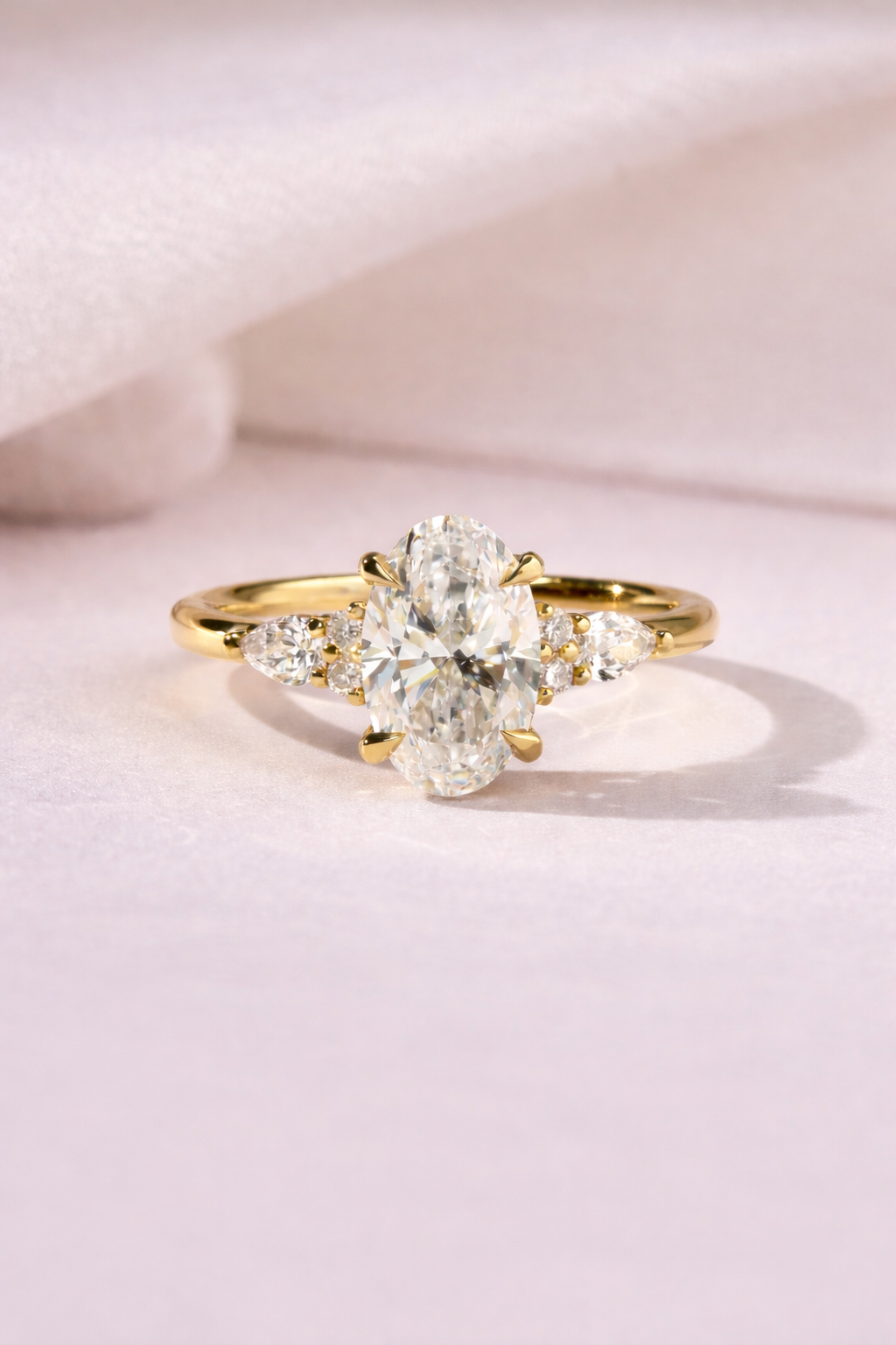 Anel de Noivado Caminhos Sagrados