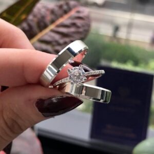 Par de Alianças Acácia